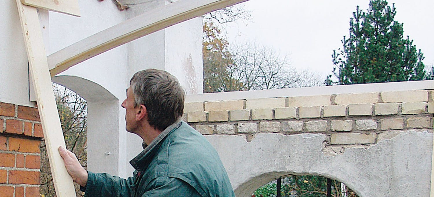 Paarteiden kiinnitys. Lasikatto terassille: Paarteiden kiinnitys